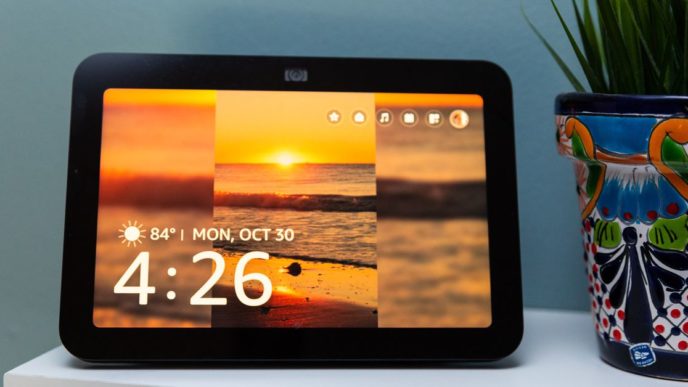 236901 Echo Show 8 review JTuohy 0012