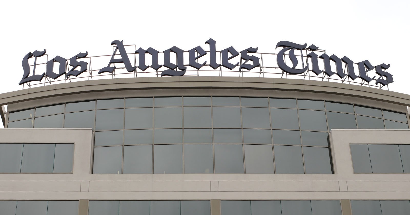 los angeles times headquarters stock photo