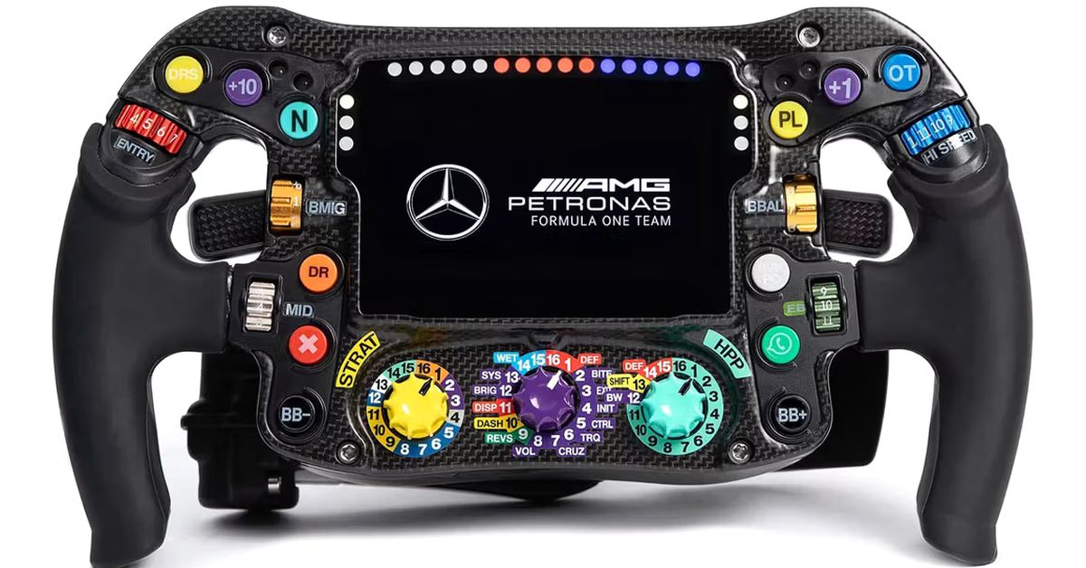 mercedes amg petronas1