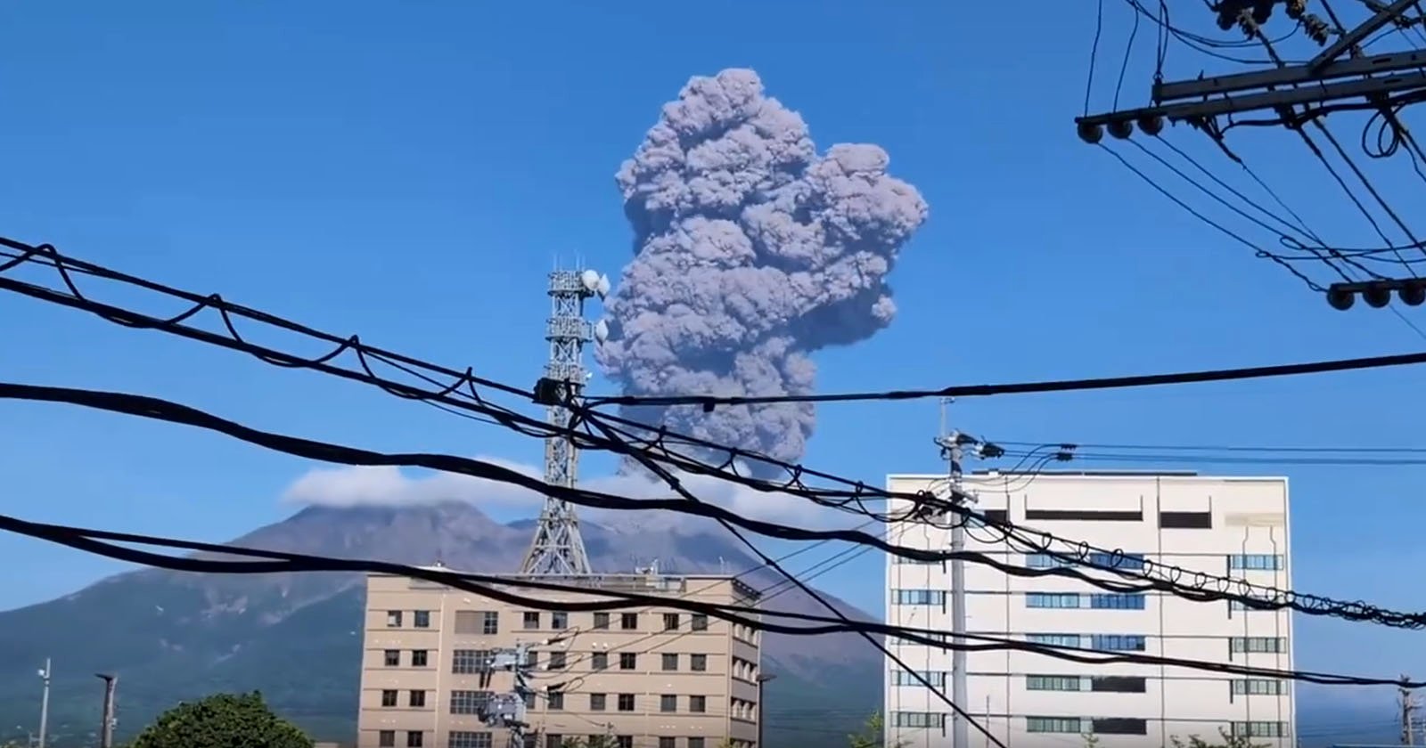 sakurajima volcano july 2024 featured