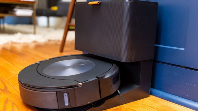 Суперская Roomba Combo j7 Plus от iRobot стала доступнее для читателей Verge