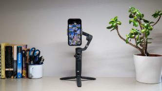 Обзор DJI Osmo Mobile 6: надежный стабилизатор для смартфонов