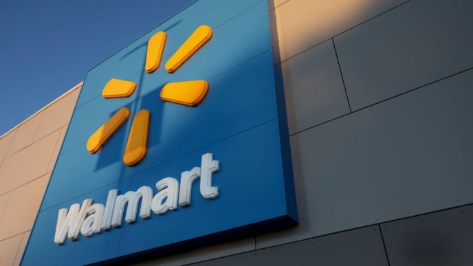 Как Walmart Привлекает Покупателей, Страдающих от Инфляции