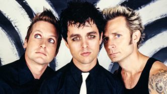 Green Day выпустят переиздание альбома American Idiot к 20-летию