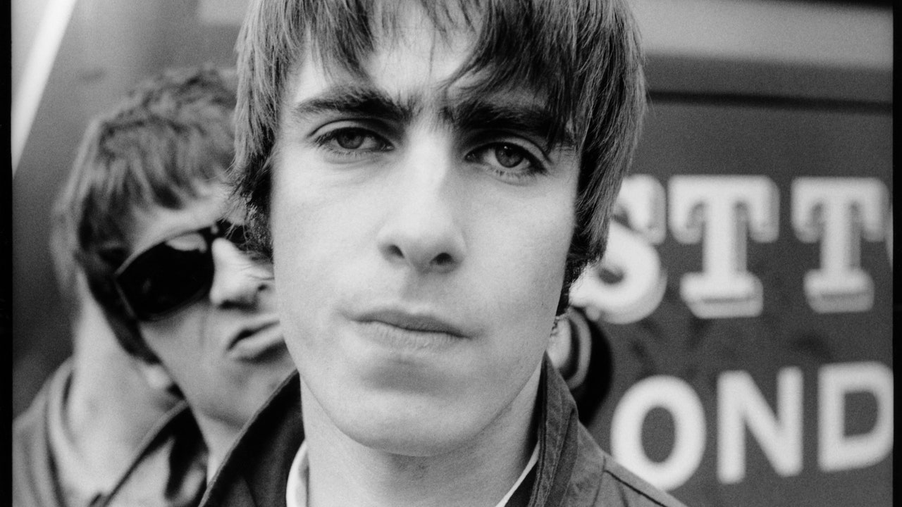 Oasis опровергают слухи о выступлении на фестивале Гластонбери в 2025 году