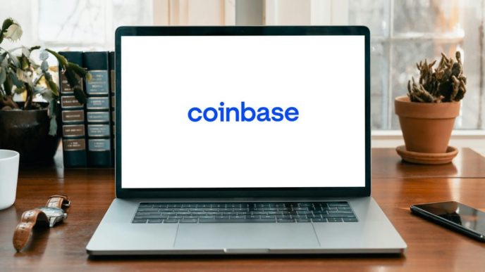 Аналитики: «Надёжные» доходы Coinbase могут пострадать из-за низких объёмов и давления со стороны ФРС