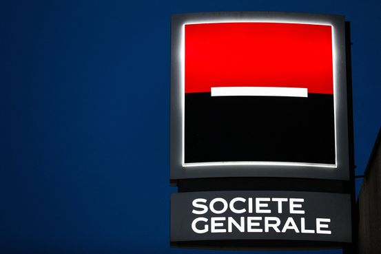 Укрепление акций Societe Generale нивелировано неблагоприятными прогнозами для розничного сектора во Франции