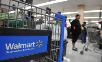 Walmart отзывает яблочный сок из-за повышенного содержания мышьяка