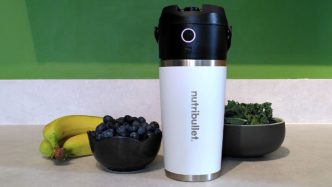 Обзор Nutribullet Flip: мощный компактный блендер для смузи на ходу