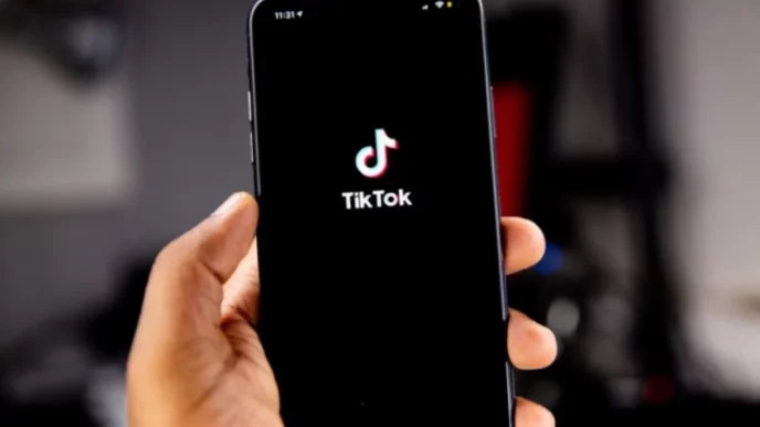 Жители России сообщили о неполадках в работе TikTok