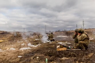 Военный корреспондент Лисицын: перед отступлением бойцы ВСУ занимаются мародёрством в Селидово