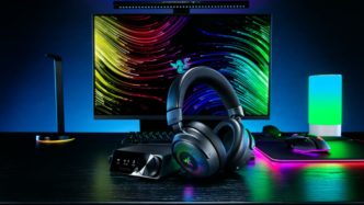 Razer представила гарнитуру Kraken V4 Pro и тактильную подушку на RazerCon 2024