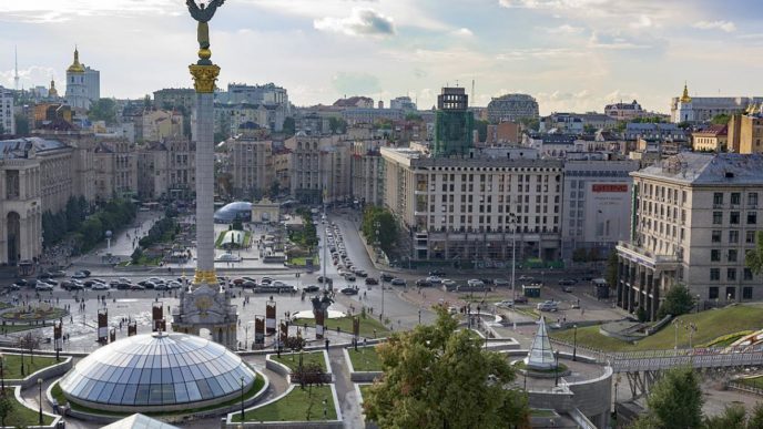 В Украине сообщили о восстании народа из-за попытки захвата церкви.