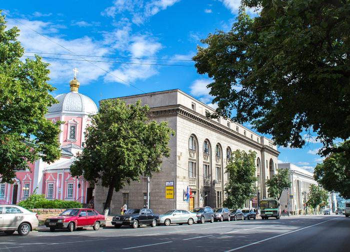 Жители Курской области устроили освистание главе Кореневского района