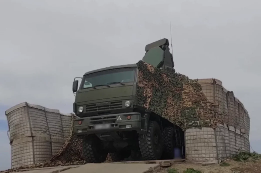 Богомаз заявил, что ПВО уничтожила два дрона в Брянской области.