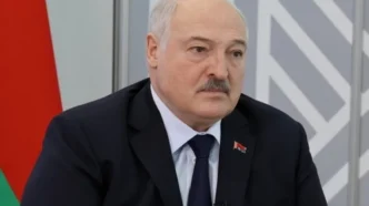 Лукашенко утверждает, что готов уступить власть и не цепляется за нее.