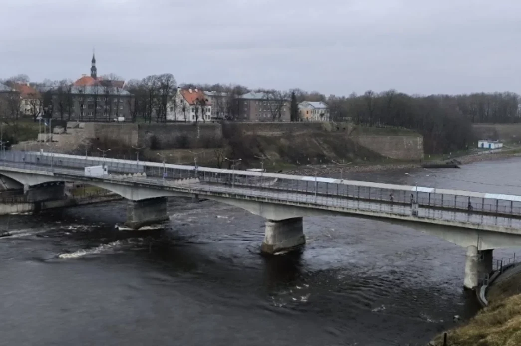 Во время атаки беспилотников на Ленобласть Вооружённые силы Украины не пересекали воздушное пространство Эстонии.