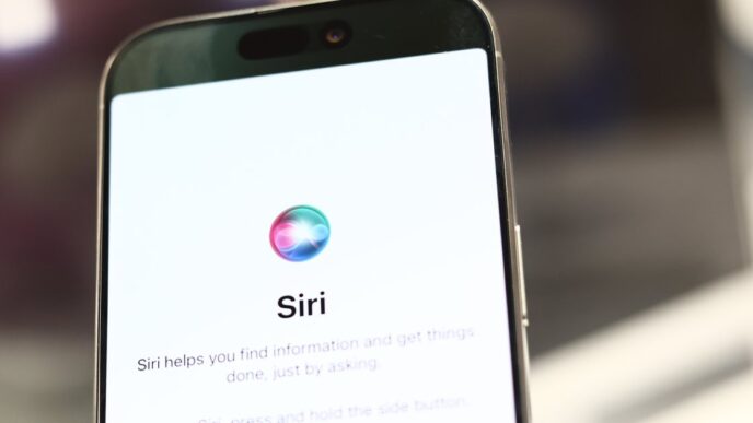 Иск против Apple из-за Siri: что нужно знать о претензиях в прослушивании