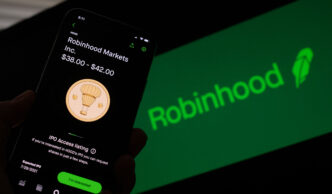 Robinhood урегулировала спор с SEC, согласившись выплатить $45 миллионов в качестве гражданских штрафов.