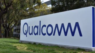 Qualcomm переманивает главного архитектора Xeon для усиления позиций на рынке ИИ-процессоров.